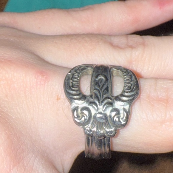 Jewelry Bundle - 3 Rings & 1 Necklace - Picture 5 of 5